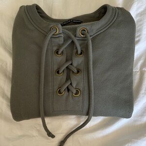 🤍Harlowe & Graham Olive Lace-Up Sweatshirt - Medium